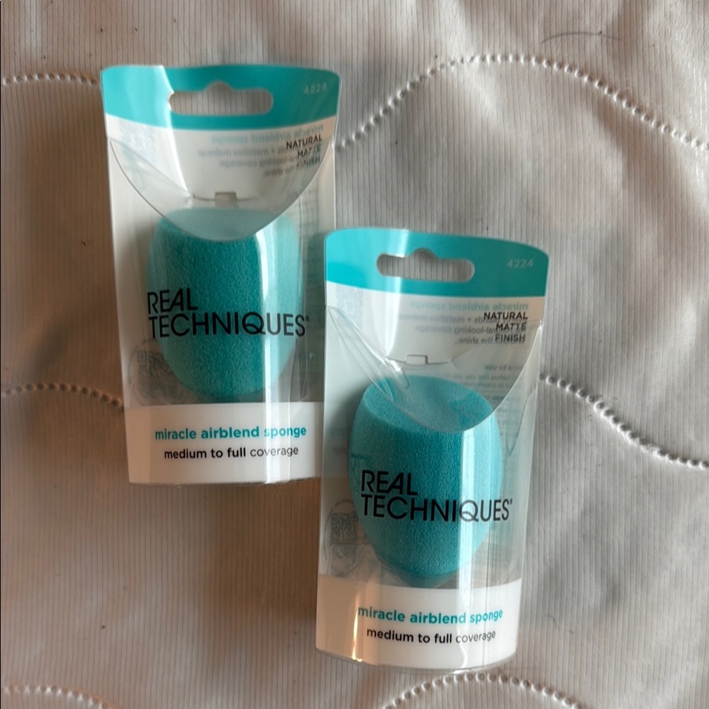 Real Techniques Sponges (2)